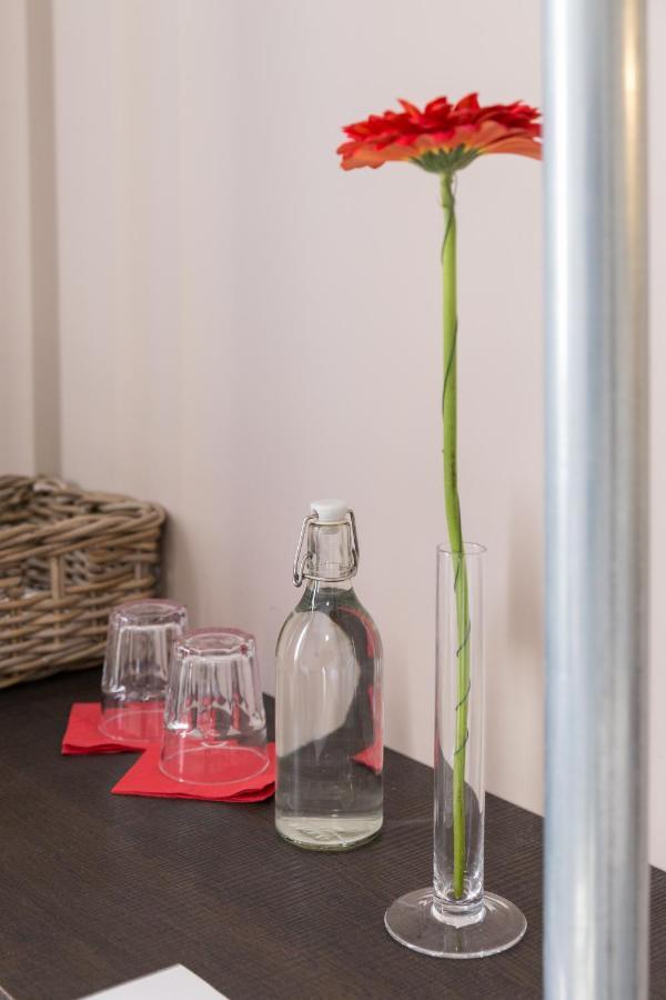 Piazza Bologna Little Suites Roma Ngoại thất bức ảnh